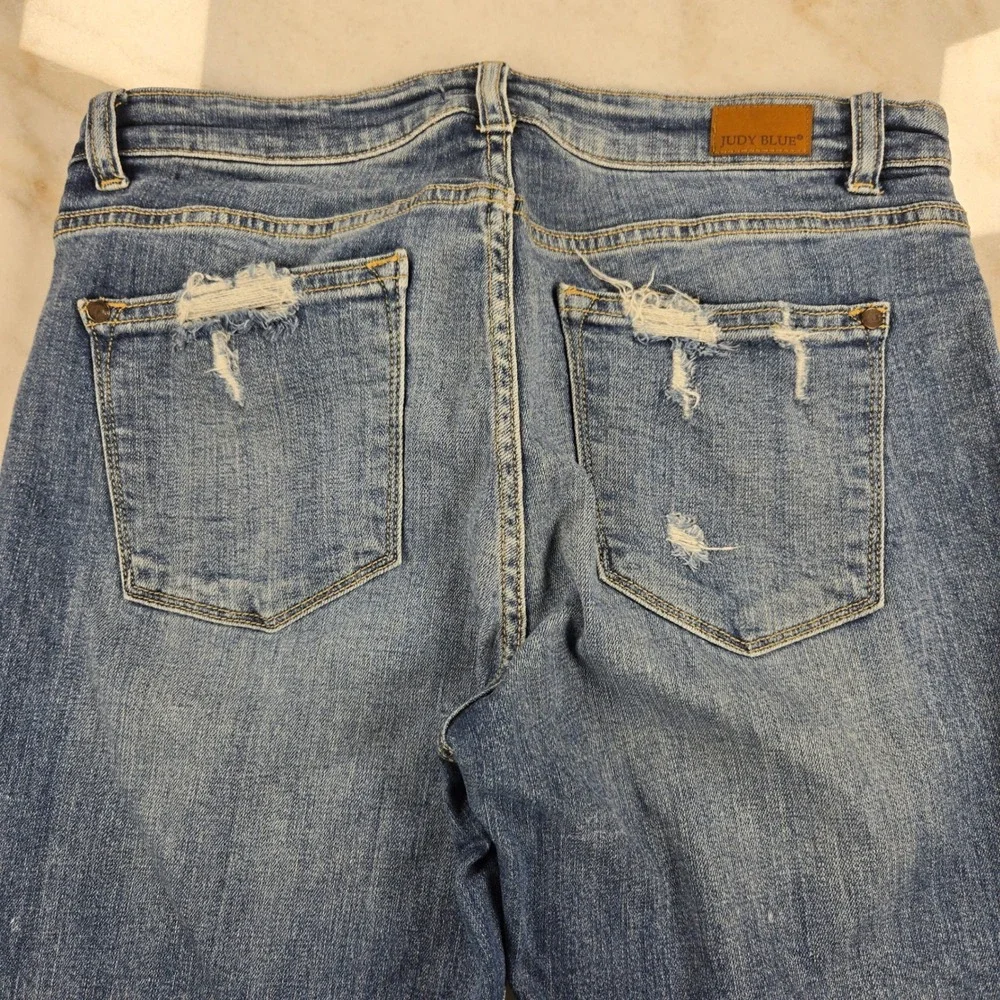 Judy Blue Boyfriend Jeans 11/30 Blue Distressed Ripped Denim Casual‎ Streetwear